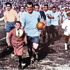 Historia del futbol uruguayo. Deportes en Uruguay. Enciclopedia